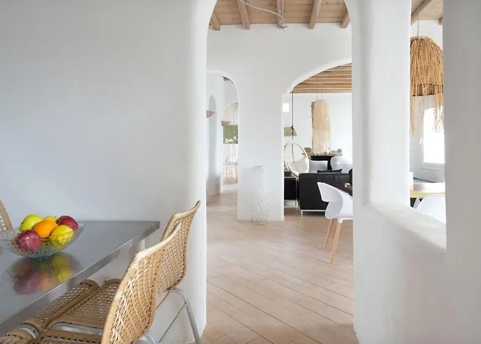 Villa Super One In Super Paradise Áno Merá