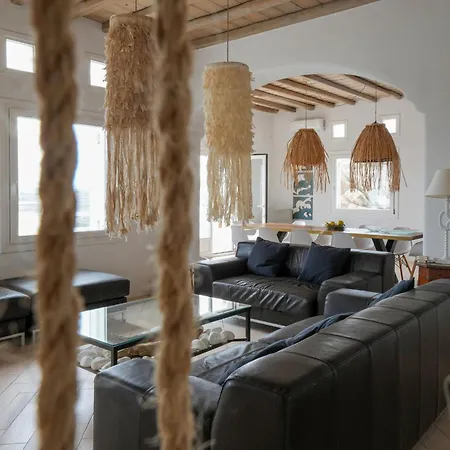 Super One In Super Paradise Willa Ano Mera