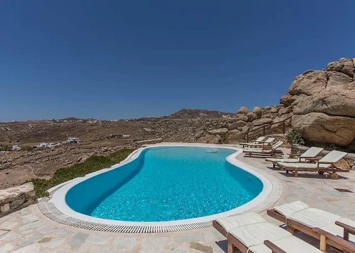 Super One In Super Paradise * Άνω Μερά