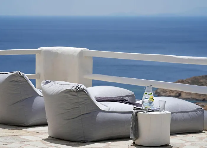 Super One In Super Paradise Άνω Μερά